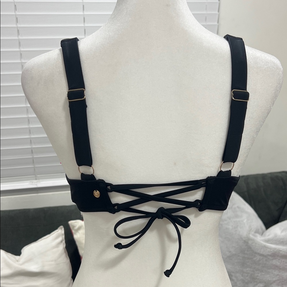 Victoria's Secret Classic Black Bra - Picture 6 of 9